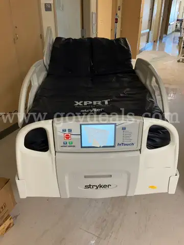 Stryker 2141 InTouch Critical Care Hospital Bed