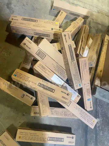 XEROX TONER CARTRIDGES- 35 UNITS