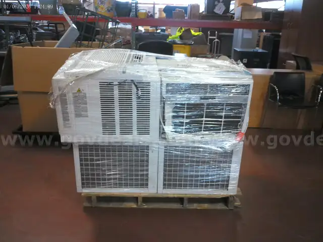 AC Units - 4 UNITS