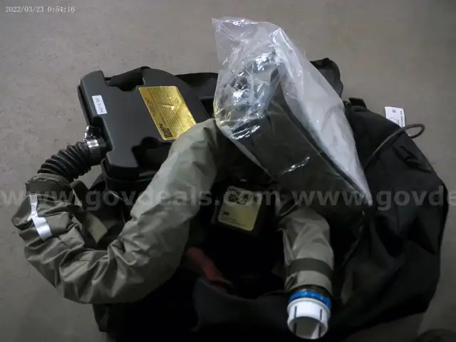 3M Breathe Easy Turbo Powered Air Purifying Respirator - NEW