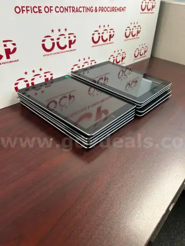 Apple iPads - 10 Units (POWER ON)