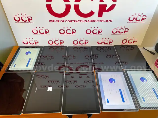 Microsoft Surface Go's w/ keyboards/chargers/pens (10 UNITS)