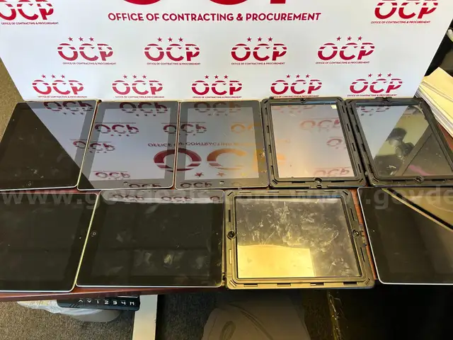 Apple iPads - 20 UNITS (PARTS ONLY)