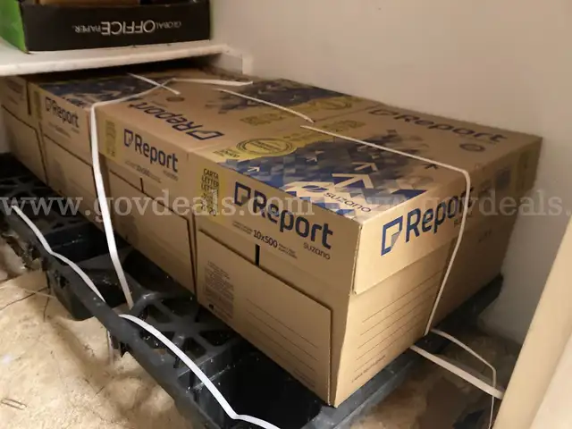 Copy paper - 4 sealed cases (40 reams) of 8.5x11" - NEW