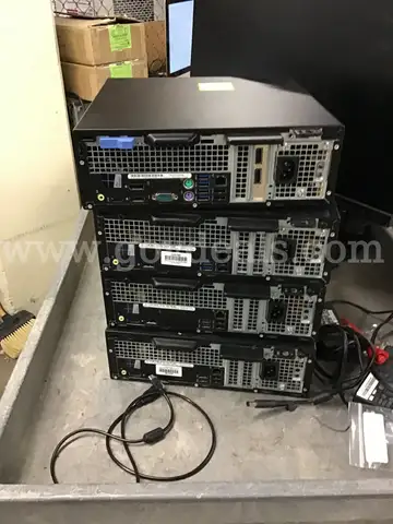 Lot Of 4 DELL CPUs
