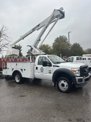 Ford F550 Bucket Truck