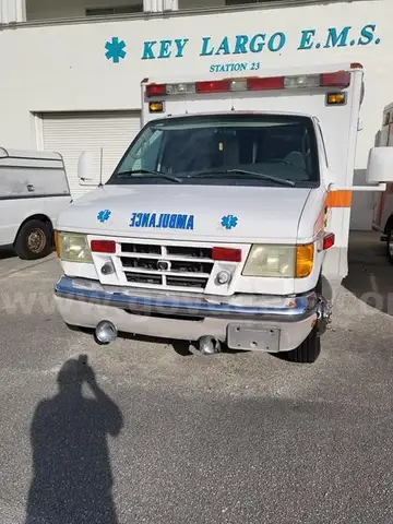 2003 Ford Econoline Ambulance