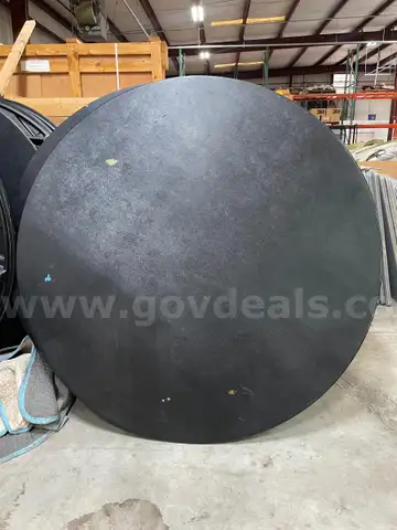 1 LOT OF [6]  72&#x22; LIGHTWEIGHT BLK ROUND FOLDING TABLES