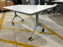 1 HUGE LOT OF COLLABORATIVE TABLES AND CHAIRS - GREAT SHAPE !!!!