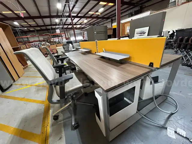 STEELCASE COLLABORATIVE DESKING AND SEATING [PACKAGE]