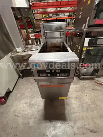 Frymaster PH155-2C Natural Gas High Efficiency Split Pot Fryer 50 lb.