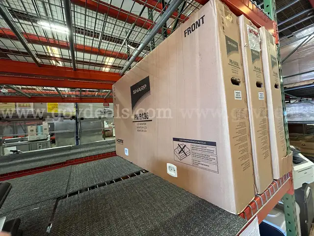 1 LOT OF 3 SHARP LCD MONITORS # PN- R496