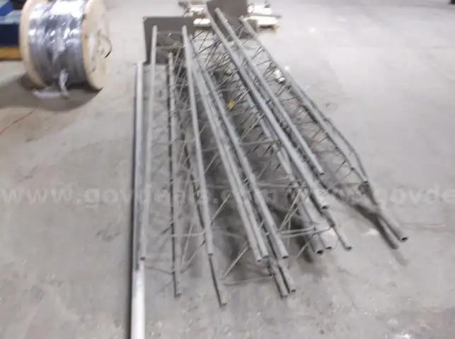 Radio Antenna&#x27;s and Equipment