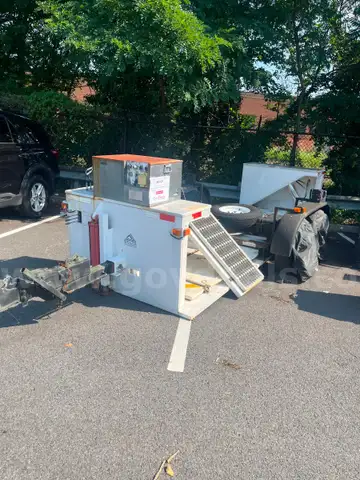 2007 Delta Scientific Trailer-Mounted Vehicle Barrier - NO TITLE