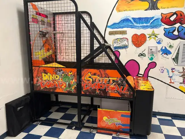 Saint Fun Dino Bomb Street Basketball Arcade Machine