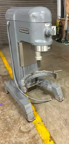 3 FLOOR MIXERS AND ACCESSORIES