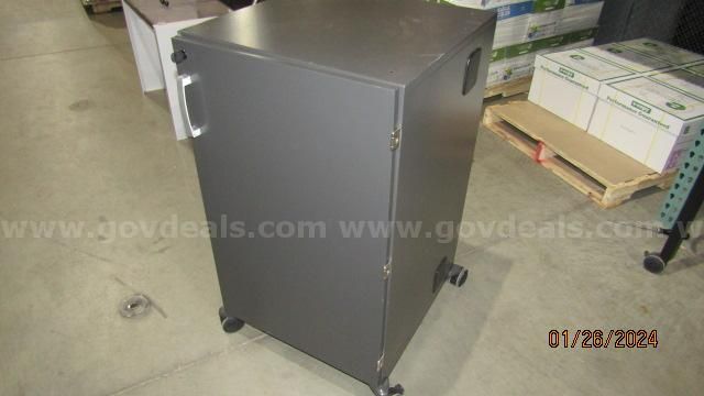 Storage Cabinet On Wheels GovDeals   3980 4718 1 