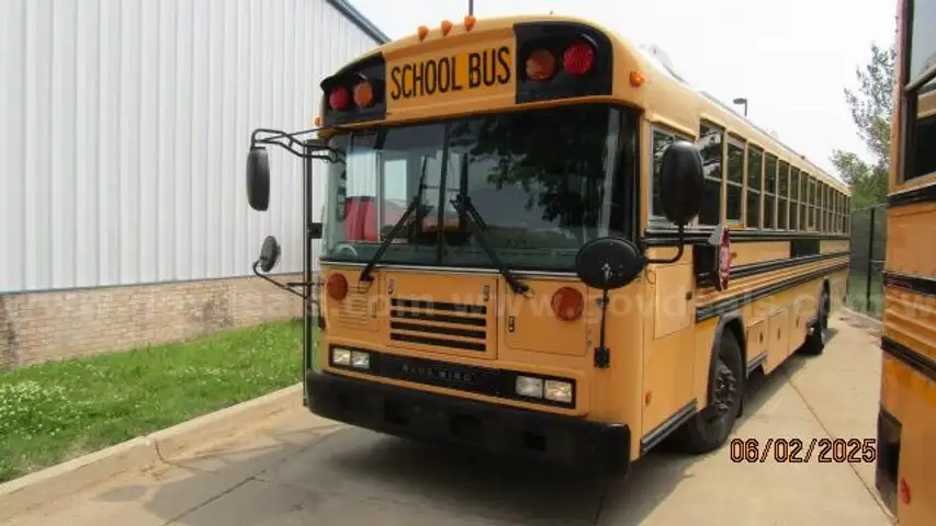 Bus 2010 BlueBird All American - 84 passenger
