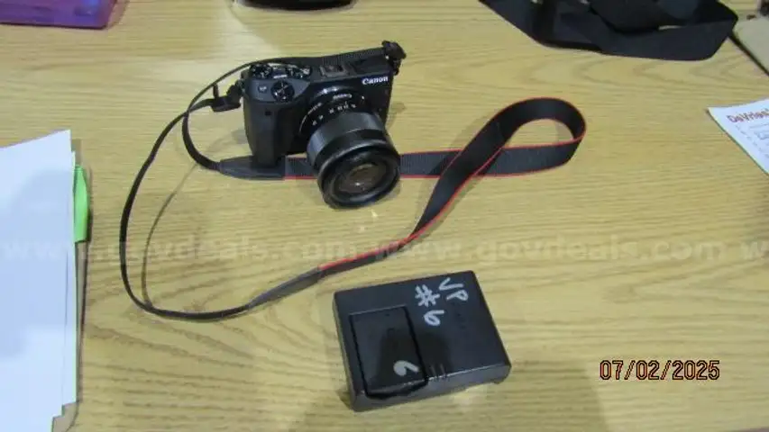 Digital camera