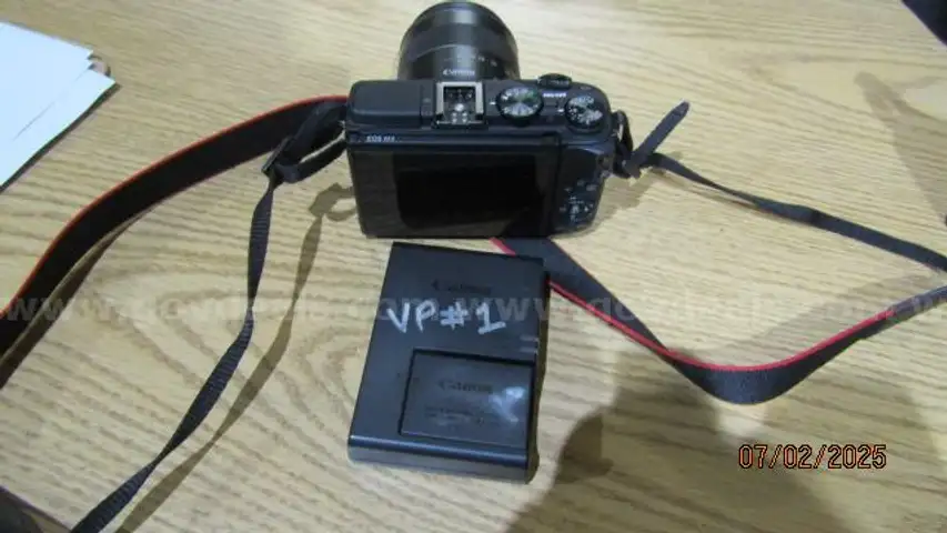 Digital camera