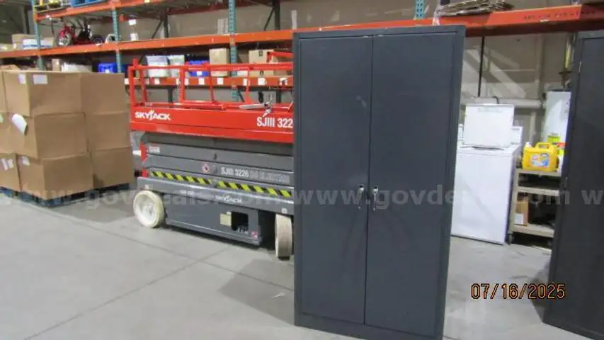 Storage cabinet - steel