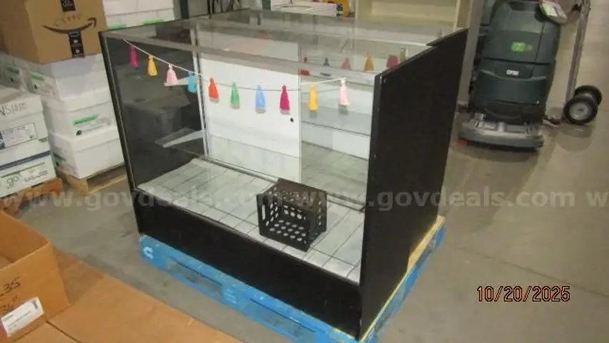 Display case 2 each
