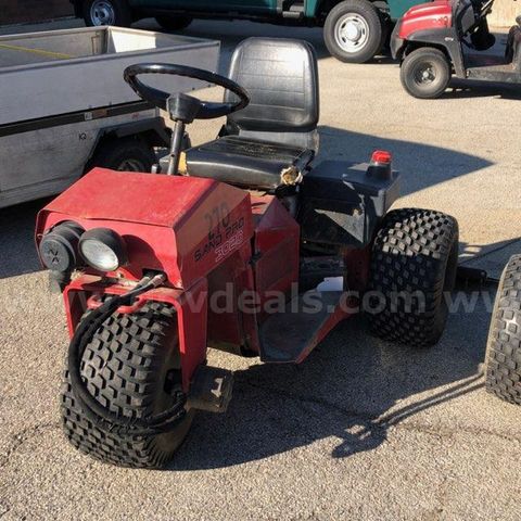 2001 Toro Sand Pro 3020 | AllSurplus