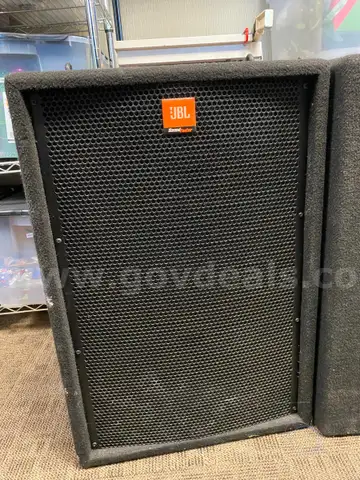 USED JBL SF 15 SR SPEAKERS