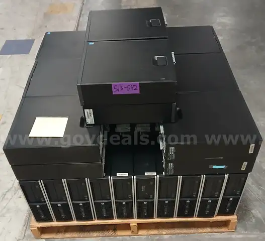 Lot of (42) HP Desktop Computers