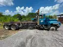 2001 Mack RD690S