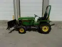 Green 1992 John Deere Tractor Model 855