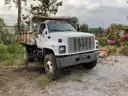 2002 Chevrolet C7H042