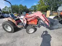 Massey Ferguson 1529 Tractor