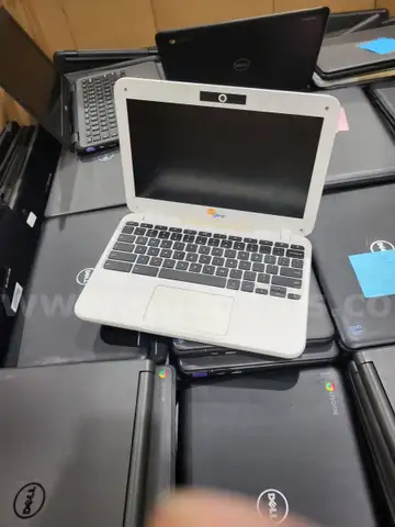 1 pallet of used chromebooks NON- functional
