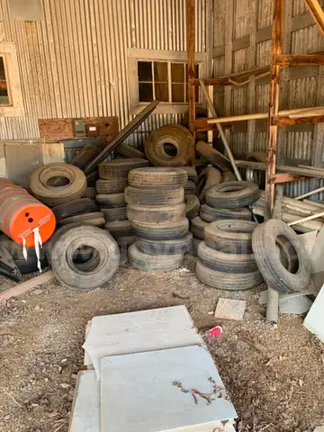 Lot of mobile home tires and wheels