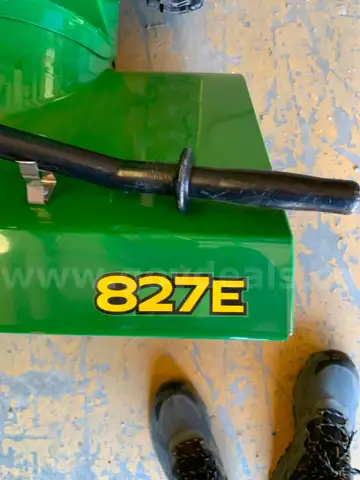 John Deere Snow Blower