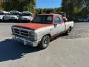 1990 Dodge D150 Club Cab 8-ft. Bed 2WD