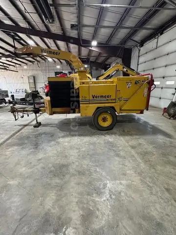 2004 Vermeer BC1800XL Wood Chipper