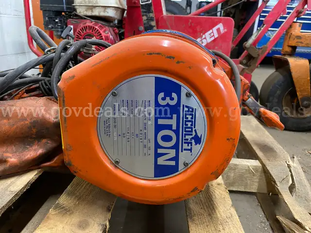 ACCO 3 Ton Electric Hoist Crane