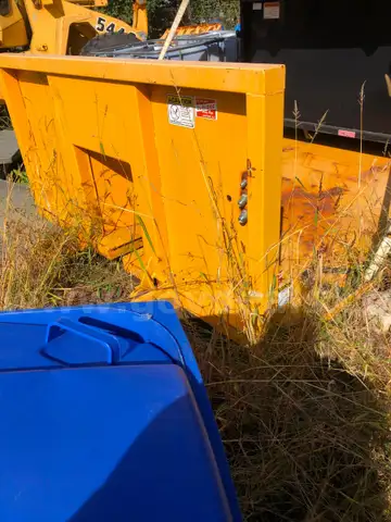 Flatbed for Roll-Off truck