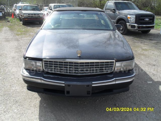 1995 Cadillac Deville | GovDeals