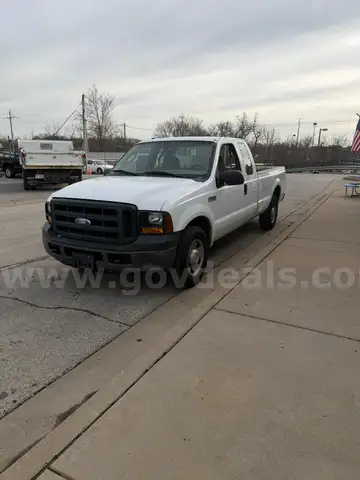 2007 Ford F-250 SD Lariat SuperCab Long Bed 2WD