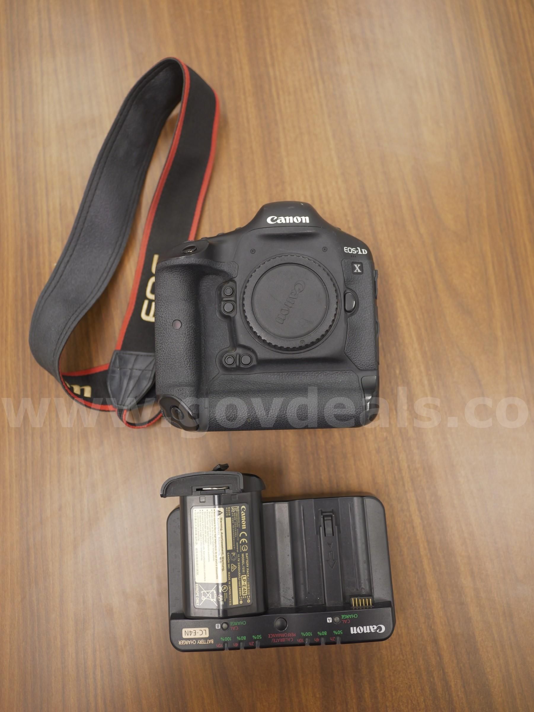 LOT OF CANON CAMERA | AllSurplus
