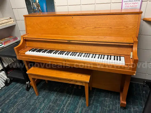 Yamaha P22 Upright Acoustic Piano