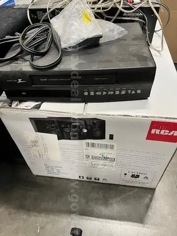 Assorted Electronic A/V Equipment
