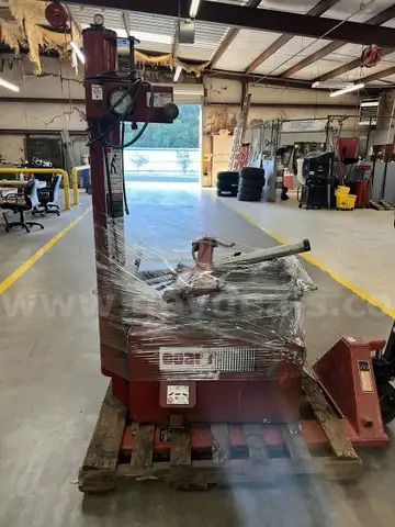 Rim Clamp Tire Changer