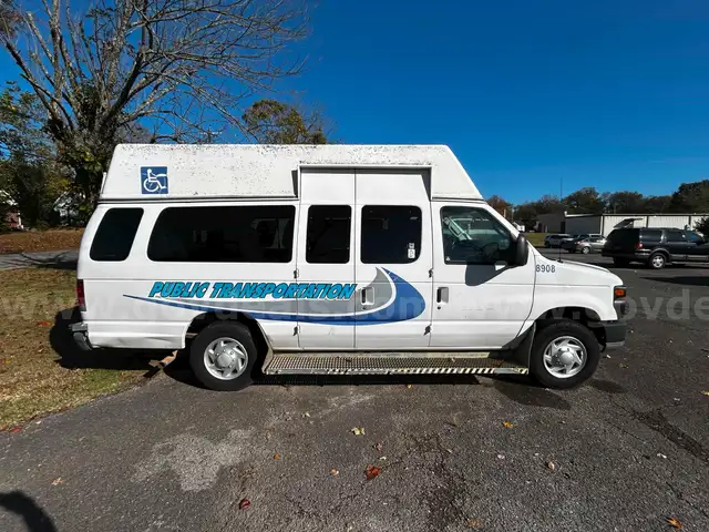 2011 Ford Econoline with Wheelchair Lift