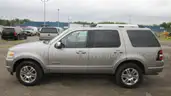 2008 Ford Explorer Limited 4X4 with 3rd Row Seating