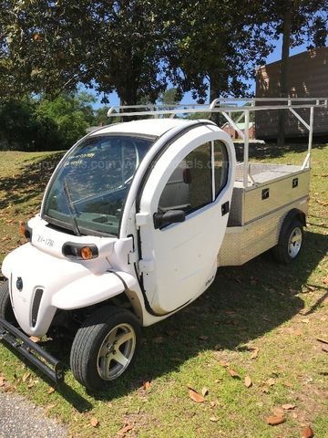 Polaris Gem Electric car golf cart Golfcart | AllSurplus