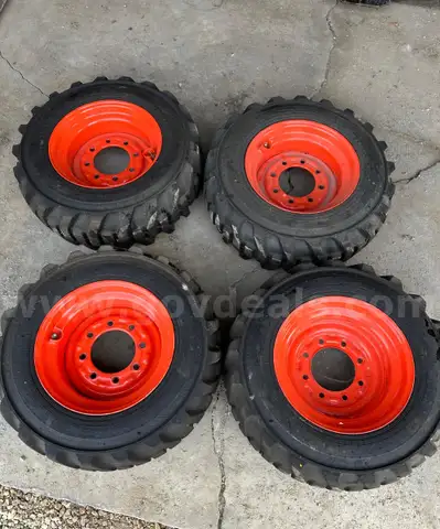 Bobcat wheels and tires